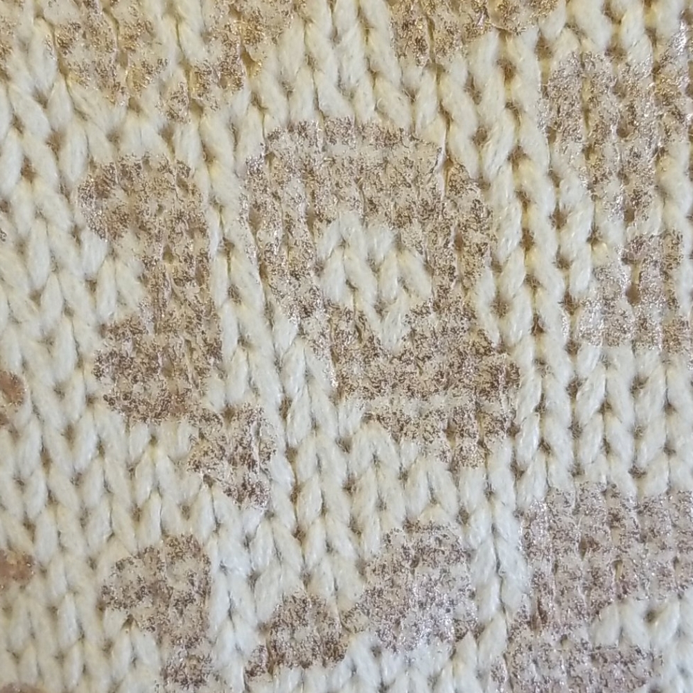 Sweater - Picture 3 of 3
